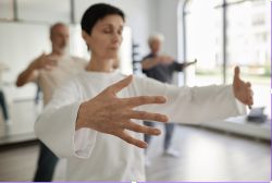  Tai Chi, Sanftes Dehnen, Yin-Yoga im aqua vitalis