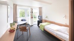 Voll ausgestattetes Bereitschaftszimmer