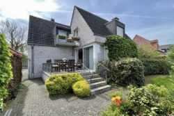 Haus mit Terrasse und großem Garten zur Zwischenmiete