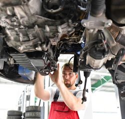 Kfz-Mechatroniker (m/w/d) gesucht!